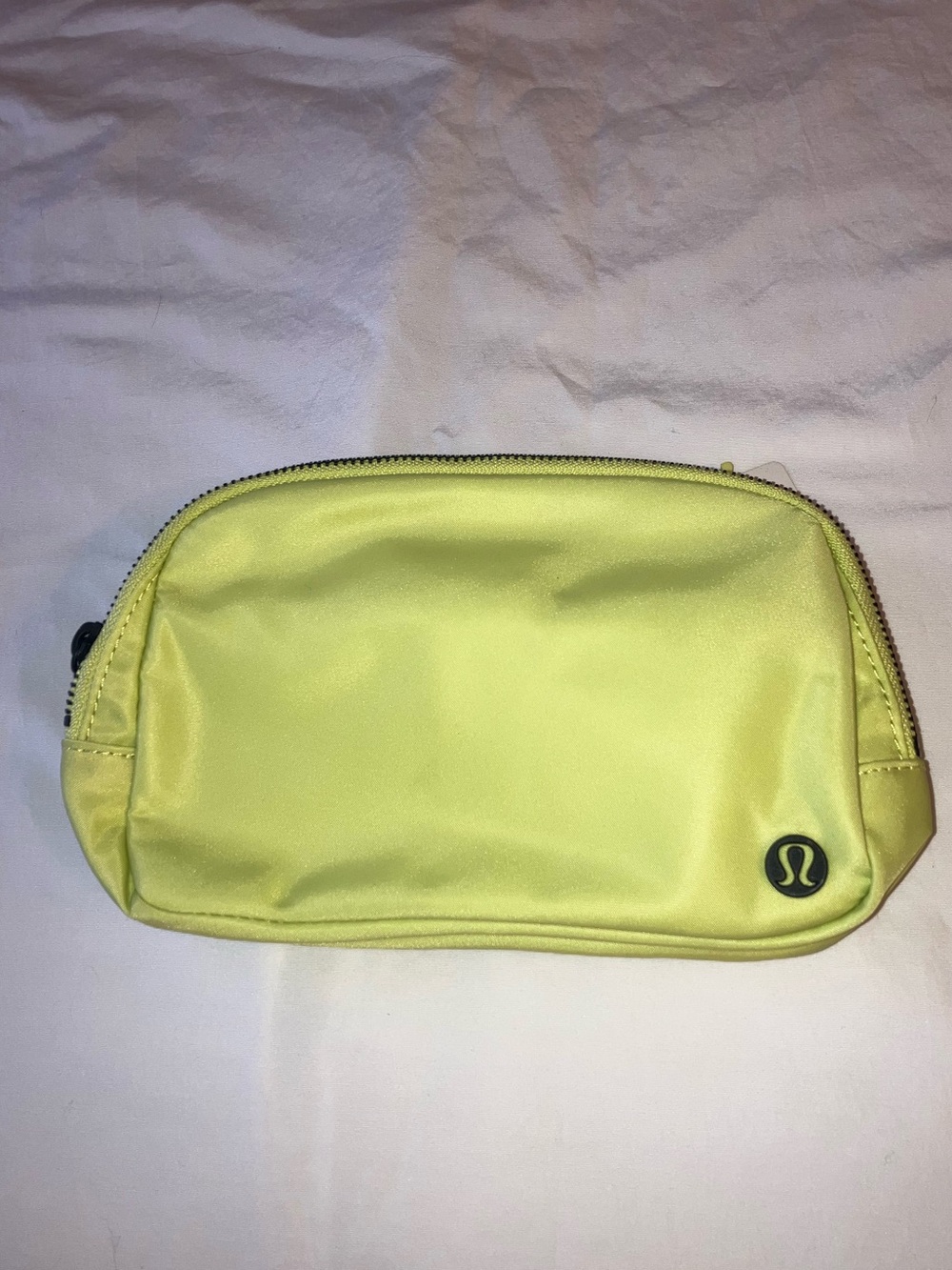 NWT Lululemon Everywhere Belt Bag 1L | Lemon Vibe / Neon Yellow